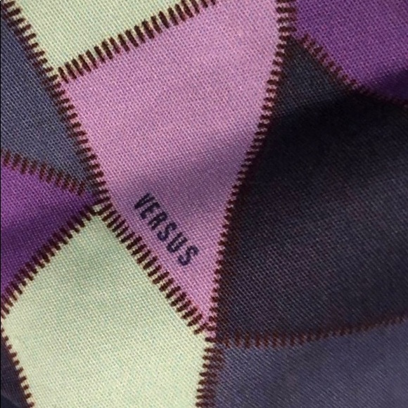 $9️⃣6️⃣Versace shorts🌟 - Picture 6 of 8